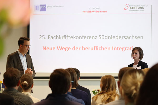 25. Fachkräftekonferenz Südniedersachsen zeigte auf, wie die Integration von ausländischen Arbeitskräften in südniedersächsische Betriebe gelingen kann